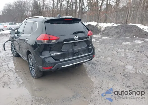 2017 Nissan Rogue Sl z USA, uszkodzony, nr VIN 5N1AT2MV3HC837375